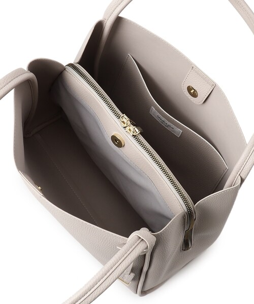 OPAQUE.CLIP（オペークドットクリップ）の「◆【軽量】フェイクレザー3層トートバッグ（トートバッグ・レディース・ライトグレー/ブラック/ベージュ/チャコールグレー・00）」の22枚目の写真