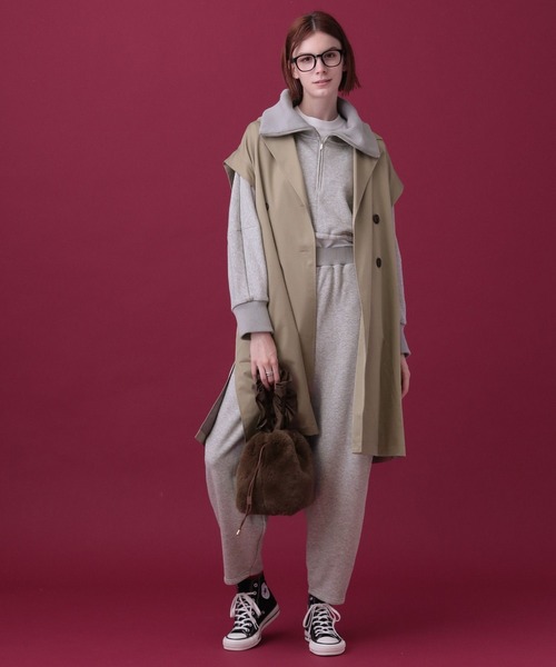 saloon（サルーン）の「SALOON(サルーン)/グロスツイルトレンチジレベスト（ベスト・レディース・ベージュ/ブラック・FREE）」の19枚目の写真