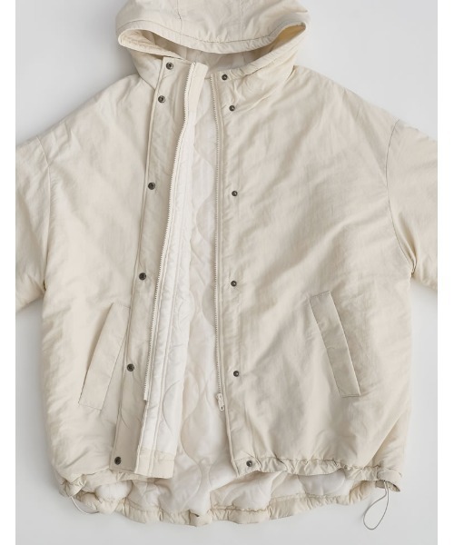 Re:EDIT（リエディ）の「[HITアウター][低身長サイズ有]中綿入りオーバーサイズモンスターパーカーコート（ダウンジャケット/コート・レディース・ブラック/アイボリー/カーキ・MEDIUM/SHORT/LARGE）」の19枚目の写真