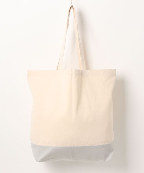 emesuelee(エメスーリー)の「レギュラーキャンバストートバッグ L(トートバッグ・レディース・レッド/ブルー/ライトグレー/オリーブ/ベージュ系2/ベージュ系3/ブラック系1/モカ/ベージュ系1/ベージュ系4/ブラック/ナチュラル/パープル/ネイビー/スモークピンク/ピンク/マスタード/ミント/カーキ/グリーン・L)」の8枚目の写真