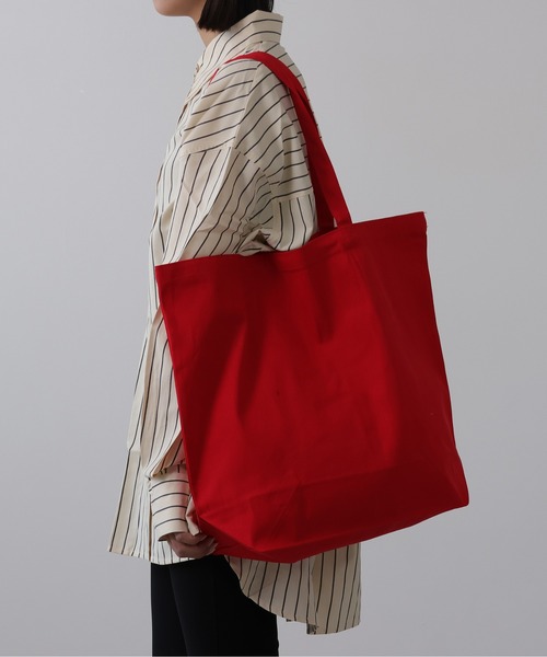 emesuelee(エメスーリー)の「レギュラーキャンバストートバッグ L(トートバッグ・レディース・レッド/ブルー/ライトグレー/オリーブ/ベージュ系2/ベージュ系3/ブラック系1/モカ/ベージュ系1/ベージュ系4/ブラック/ナチュラル/パープル/ネイビー/スモークピンク/ピンク/マスタード/ミント/カーキ/グリーン・L)」の20枚目の写真