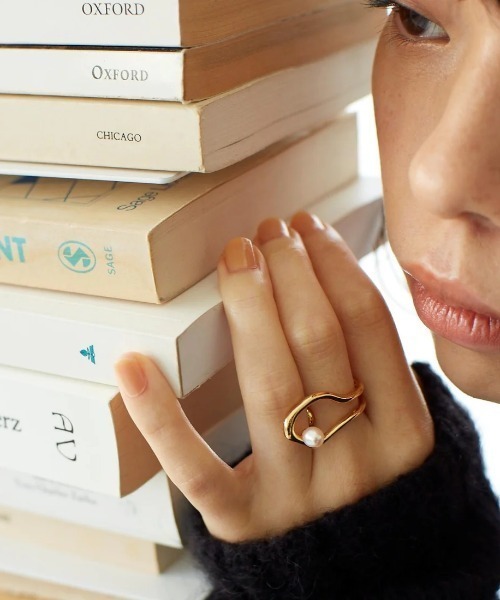 Nothing And Others（ナッシングアンドアザーズ）の「Nothing And Others/ナッシングアンドアザーズ/Stickout peal Ring（リング・レディース・シルバー/ゴールド・F）」の6枚目の写真