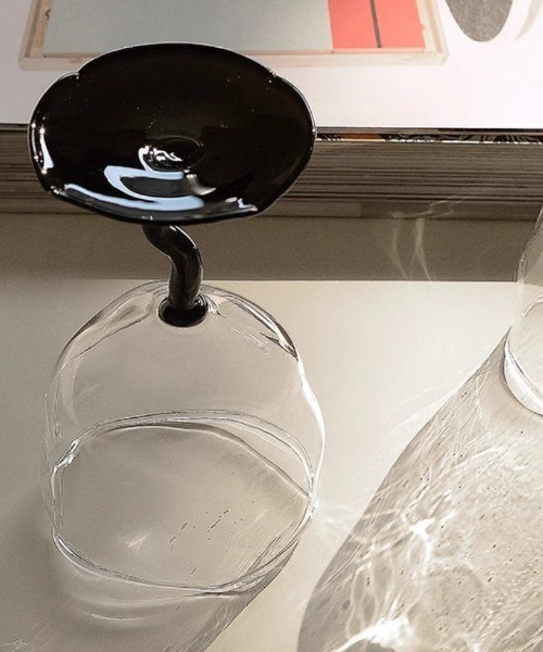 Made in I（メイドインアイ）の「mid-century uneven shaped glass（グラス/マグカップ/タンブラー・レディース・ブラック/オレンジ系その他/クリア・FREE）」の5枚目の写真