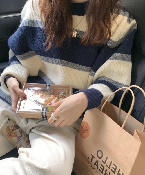 deux amour（ドゥーザムール）の「ランダムボーダークルーネックニットプルオーバー（ニット/セーター・レディース・ネイビー/グレー・FREE）」の9枚目の写真