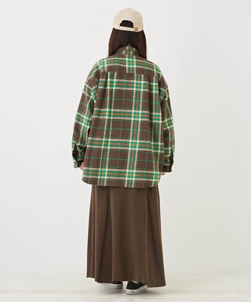 CUBE SUGAR（キューブシュガー）の「起毛チェックビッグシャツ（シャツ/ブラウス・レディース・イエロー/ネイビー/ブラウン/マルチ・M）」の10枚目の写真