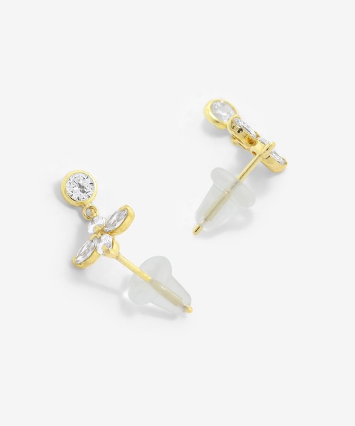 ESTELLE(エステール)の「K10 イエローゴールド キュービックジルコニア フラワー ピアス ESTELLE/エステール(ピアス(両耳用)・レディース・イエローゴールド・-)」の3枚目の写真