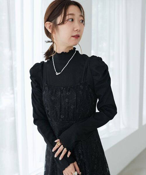 MAJESTIC LEGON(マジェスティックレゴン)の「Ladyライクパワショルトップス(Tシャツ/カットソー・レディース・ブラック/オフホワイト/ピンク・MEDIUM)」の1枚目の写真