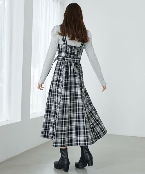MAJESTIC LEGON(マジェスティックレゴン)の「Ladyライクパワショルトップス(Tシャツ/カットソー・レディース・ブラック/オフホワイト/ピンク・MEDIUM)」の5枚目の写真