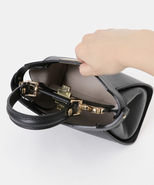 URBAN RESEARCH レザートップハンドルバッグ ブラック URBAN RESEARCH（アーバンリサーチ）の「レザートップハンドルバッグ