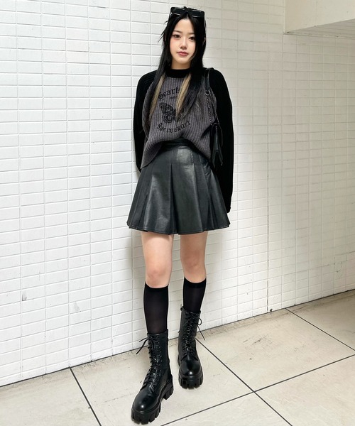 SPINNS(スピンズ)の「【S.Mサイズ展開】ウォッシュ加工プリーツミニスカート/スカパン(スカート・レディース・ブラウン/ブラック/グレー・M/S)」の14枚目の写真