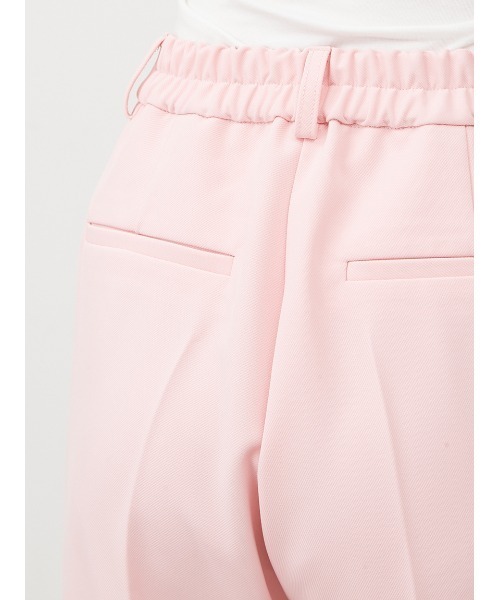 Mila Owen(ミラオーウェン)の「センタープレス後ゴムテーパードパンツ【手洗い可能】(スラックス・レディース・ピンク/アイボリー/ブラック/ブルー・2/0/1/00)」の17枚目の写真