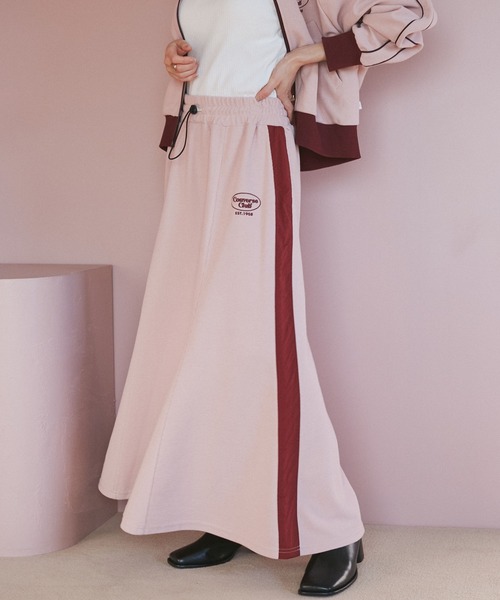 AVANT CONVERSE(アヴァンコンバース)の「【CONVERSE別注】サイドラインピケスカート【セットアップ対応】【洗える】(スカート・レディース・ピンク/ネイビー/オフホワイト・M)」の3枚目の写真