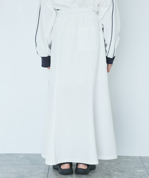 AVANT CONVERSE(アヴァンコンバース)の「【CONVERSE別注】サイドラインピケスカート【セットアップ対応】【洗える】(スカート・レディース・ピンク/ネイビー/オフホワイト・M)」の5枚目の写真