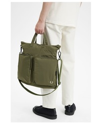 【まつぼっくり】フレッドペリー 2way ヘルメットバック FRED FRED PERRY フレッドペリー Fred Perry ヘルメットバッグ
