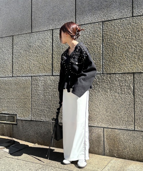 ISOOK（アイスー）の「【ISOOK / アイスー】サイドラインジャージスカート / タイトスカート ロング ラインスカート Iライン ZOZOTOWN限定（スカート・レディース・ホワイト/ブラック/チャコールグレー・FREE）」の20枚目の写真