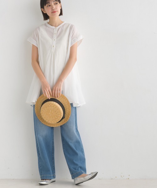 OMNES(オムネス)の「コットンボイルフレンチスリーブフレアシャツ(シャツ/ブラウス・レディース・ブラウン/ベージュ/ブラック/ホワイト/グリーン/ブルー・FREE)」の21枚目の写真