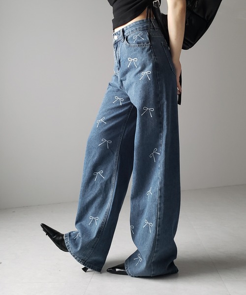 me+em select(ミームセレクト)の「※※【 2color 】リボンプリントハイウエストストレートデニム / ribbon print high waist straight denim(デニムパンツ・レディース・ブラック/ブルー・SMALL/MEDIUM/LARGE)」の5枚目の写真