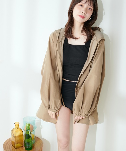 natural couture(ナチュラルクチュール)の「フード付きラッシュガードシャツ(ラッシュガード・レディース・ベージュ/チャコールグレー/アイボリー/ミント・FREE)」の15枚目の写真