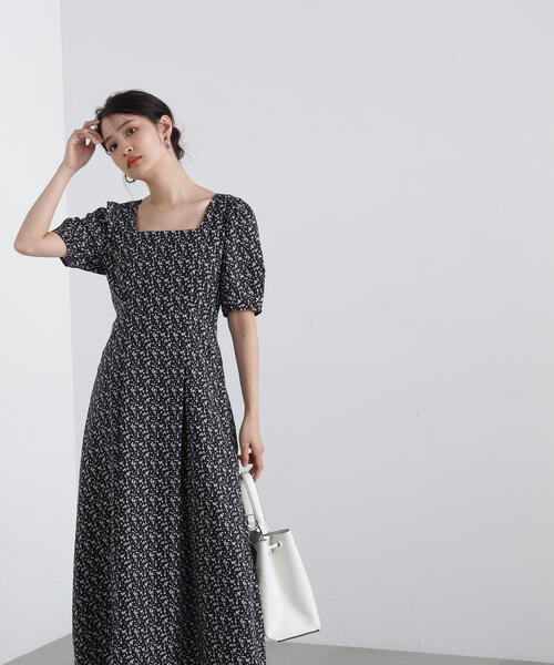 N.（N. Natural Beauty Basic）（エヌエヌナチュラルビューティーベーシック）の「◆スクエアネックプリントワンピース《S Size Line》（ワンピース・レディース・グリーン系その他/ブラック系その他/オフホワイト・SMALL/MEDIUM）」の3枚目の写真