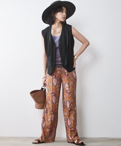 CHIC STYLE(シックスタイル)の「<大きいサイズ>エスニックプリントリラックスパンツ シックスタイル(その他パンツ・レディース・グリーン系/モカ・L/5L/4L/3L/LL)」の8枚目の写真