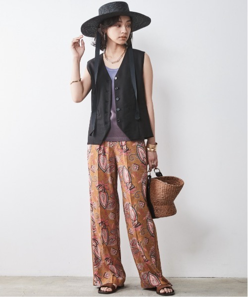 CHIC STYLE(シックスタイル)の「<大きいサイズ>エスニックプリントリラックスパンツ シックスタイル(その他パンツ・レディース・グリーン系/モカ・L/5L/4L/3L/LL)」の5枚目の写真