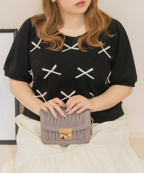 CLETTE(クレット)の「リボンデザインプルオーバー(Tシャツ/カットソー・レディース・ブラック/グレー・4L/LL/3L)」の2枚目の写真