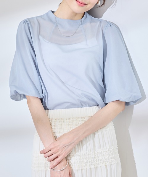 ROPE' PICNIC(ロペピクニック)の「袖ボリュームブライトシアーブラウス(シャツ/ブラウス・レディース・オフホワイト/ブラック/サックスブルー・38)」の3枚目の写真