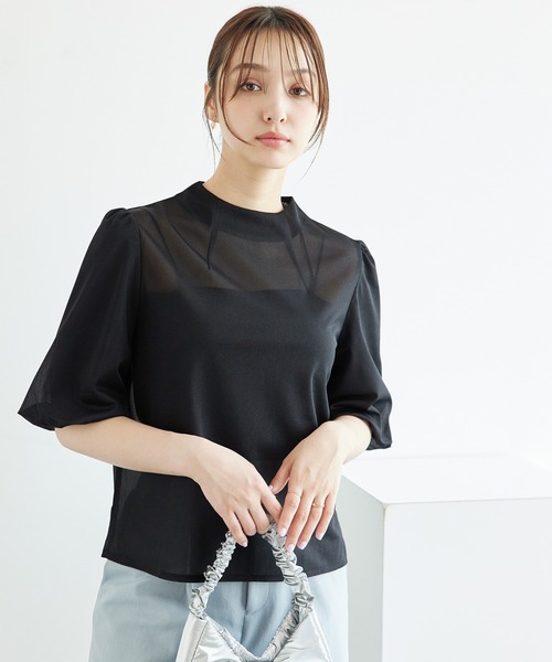 ROPE' PICNIC(ロペピクニック)の「袖ボリュームブライトシアーブラウス(シャツ/ブラウス・レディース・オフホワイト/ブラック/サックスブルー・38)」の6枚目の写真