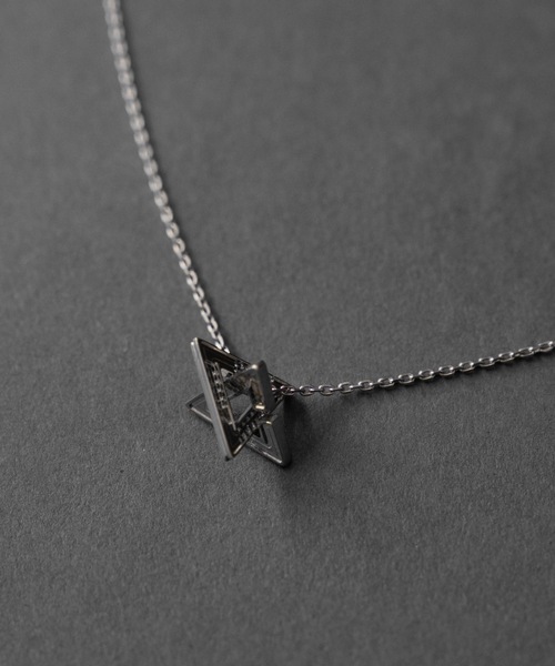cii（シー）の「necklace 5th（ネックレス・メンズ・シルバー/ゴールド・FREE）」の2枚目の写真