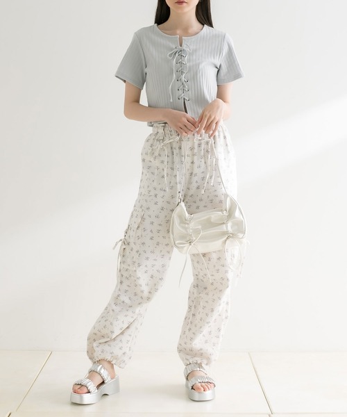 OLIVE des OLIVE（オリーブデオリーブ）の「【WEB限定】レースアップテレコトップス　1041060790（Tシャツ/カットソー・レディース・ブラック/サックスブルー/チャコールグレー/オフホワイト・FREE）」の5枚目の写真
