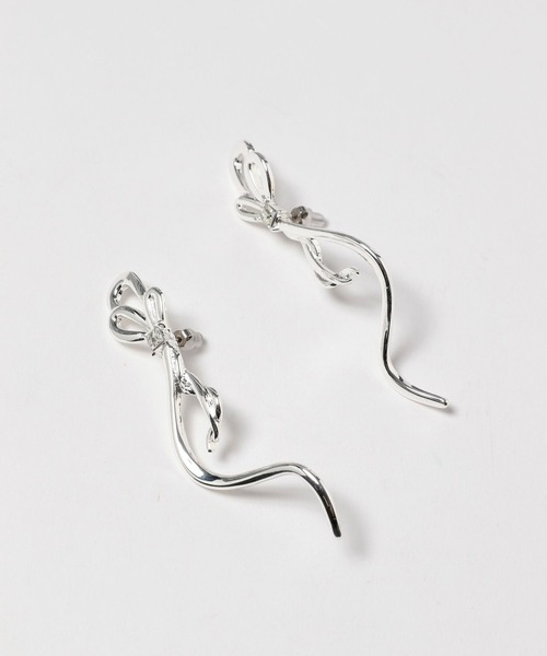 HARE（ハレ）の「ムスビモチーフピアス(HARE)（ピアス（両耳用）・レディース・シルバー・FREE）」の8枚目の写真