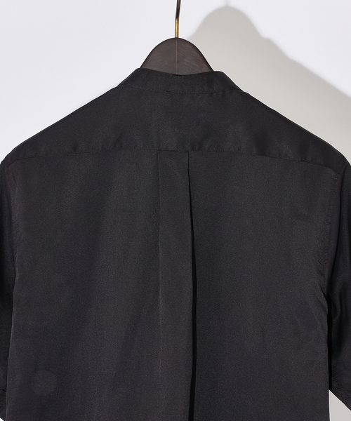 ABAHOUSE GRAY（アバハウスグレイ）の「【Air Hole Stretch】エアリー ストレッチ バンドカラー 半袖 シャツ（シャツ/ブラウス・メンズ・ブラック/グレイッシュベージュ/ホワイト/ネイビー・48/46/50）」の8枚目の写真