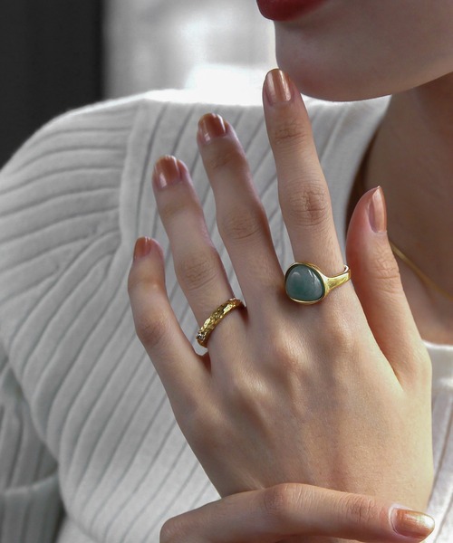 abaskdesign（アバスクデザイン）の「金属アレルギー対応 天然石 パワーストーンキャンディーリング（リング・レディース・グリーン/ブラウン/ピンク/イエロー/オレンジ/パープル/ライトブルー/ブラック・14号/9号/11号/16号）」の4枚目の写真