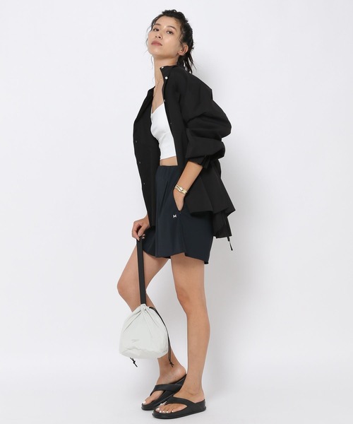 HEREIAM（ヘレイアム）の「【HEREIAM】耐塩素＆UVカット／ラッシュショートパンツ（その他パンツ・レディース・ブラック・MEDIUM/LARGE）」の4枚目の写真