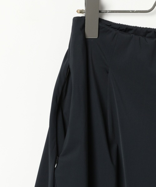 HEREIAM（ヘレイアム）の「【HEREIAM】耐塩素＆UVカット／ラッシュショートパンツ（その他パンツ・レディース・ブラック・MEDIUM/LARGE）」の19枚目の写真