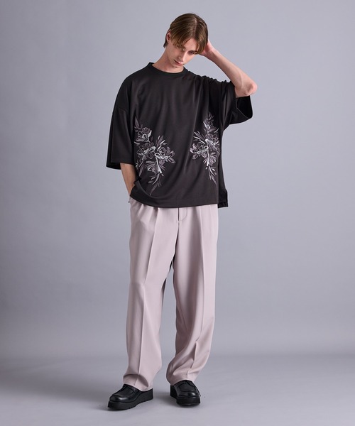 JUNRED（ジュンレッド）の「フラワー刺繍オーバーサイズTシャツ