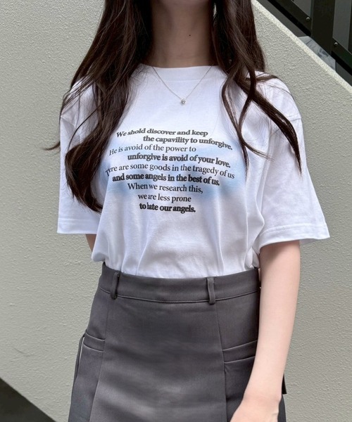 fiere(フィエール)の「リボンレタリング半袖Tシャツ(Tシャツ/カットソー・レディース・ホワイト/A/B/D/E/C・L/M/S/XL/X-SMALL/SMALL/MEDIUM/LARGE)」の5枚目の写真