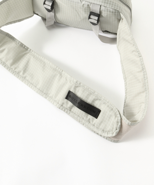JOURNAL STANDARD(ジャーナルスタンダード)の「BOILER ROOM / ボイラールーム CROSS BODY BAG(ボディバッグ/ウエストポーチ・メンズ・チャコールグレー/ブラック・FREE)」の12枚目の写真