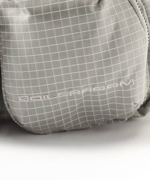 JOURNAL STANDARD(ジャーナルスタンダード)の「BOILER ROOM / ボイラールーム CROSS BODY BAG(ボディバッグ/ウエストポーチ・メンズ・チャコールグレー/ブラック・FREE)」の17枚目の写真