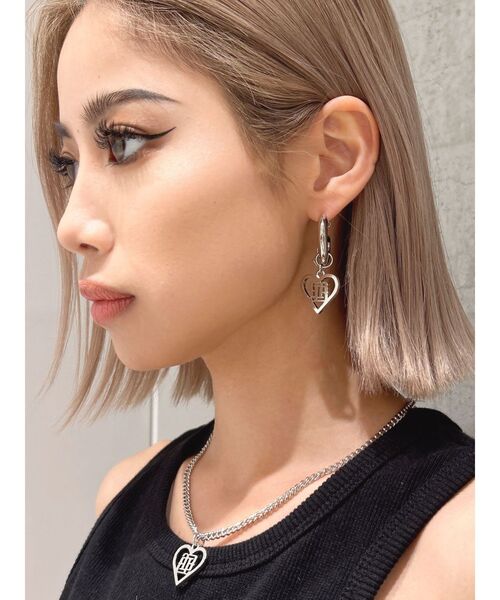 GYDA(ジェイダ)の「JEYSUS GYGYハートピアス(ピアス(両耳用)・レディース・シルバー/ゴールド・FREE)」の9枚目の写真