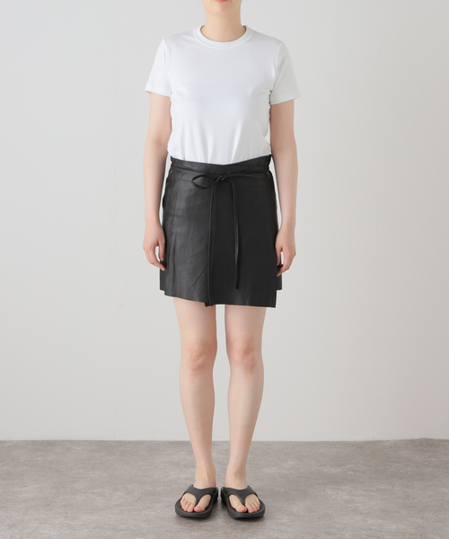 FRAMeWORK（フレームワーク）の「THRIFTY LOOK/スリフティルック 別注レザーラップスカート（スカート・レディース・ブラック/ブラウン・FREE）」の17枚目の写真