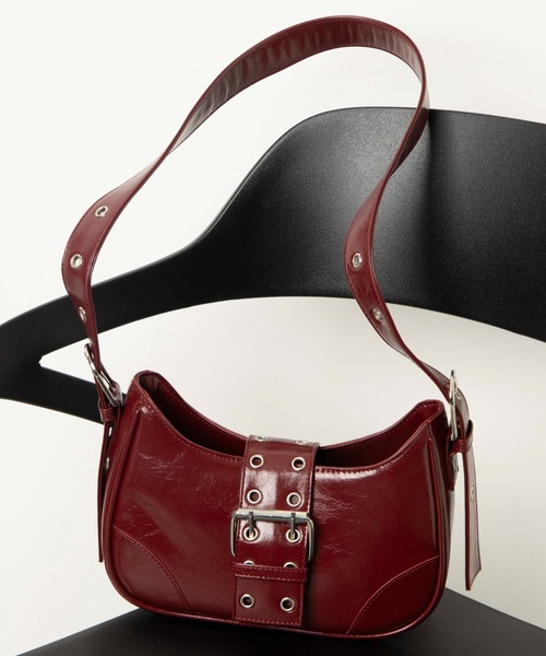 WEGO（ウィゴー）の「WEGO/マルチWAYハーフムーンベルトバッグ（ハンドバッグ・レディース・ワイン/ブラック/オフホワイト/シルバー/ブラウン/ダークブラウン/ブラック系その他/その他1/ブルー系その他/サックスブルー/ピンク/キャメル/その他2/その他6/その他4/その他3/その他5・FREE）」の11枚目の写真