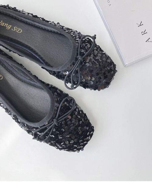 AS KNOW AS plus（アズノゥアズプラス）の「スパンコールバレエシューズ（パンプス・レディース・ブラック/シルバー・M/L）」の11枚目の写真