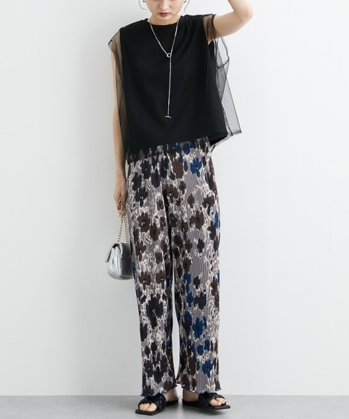 nissen（ニッセン）の「フラワー柄クリスタルプリーツパンツ（その他パンツ・レディース・ベージュ系/ブルー系/ブラウン系・M/L）」の11枚目の写真