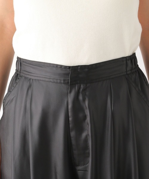 LEPSIM(レプシィム)の「2タック光沢パンツ 125331(その他パンツ・レディース・ブラウン/ブラック/チャコールグレー・FREE)」の12枚目の写真