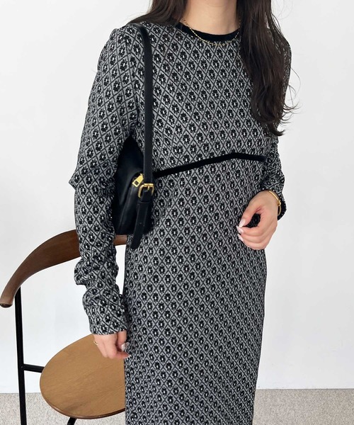 nelliy.(ネルリー)の「フラワージャカードパイピングワンピース(ワンピース・レディース・ブラック・MEDIUM/LARGE)」の11枚目の写真