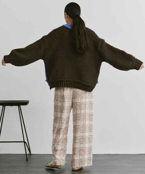 Libra Cue（リブラ キュー）の「バイカラーバルーンスリーブニット（ニット/セーター・レディース・ブラック/アイボリー/グレー/ブルー/ネイビー/モカ・FREE）」の8枚目の写真