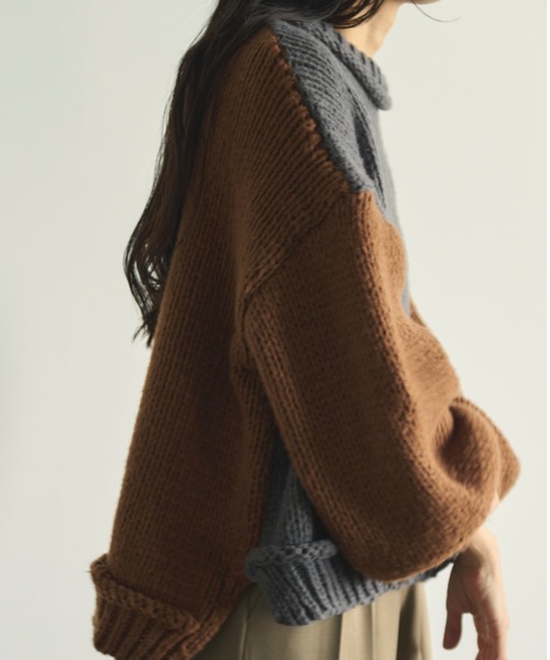 Libra Cue（リブラ キュー）の「バイカラーバルーンスリーブニット（ニット/セーター・レディース・ブラック/アイボリー/グレー/ブルー/ネイビー/モカ・FREE）」の12枚目の写真