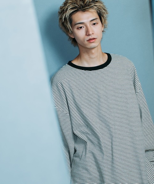 brknhome(ブロークンホーム)の「【brknhome/ブロークンホーム】オーバーサイズ ボーダーロンT(Tシャツ/カットソー・メンズ・オフホワイト/グリーン・MEDIUM/LARGE)」の3枚目の写真