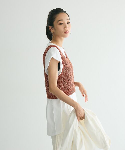CRAFT STANDARD BOUTIQUE(クラフトスタンダードブティック)の「ワッフル編み短丈ニットベスト(ベスト・レディース・ボルドー/アイボリー/ブラック/カーキ・FREE)」の7枚目の写真
